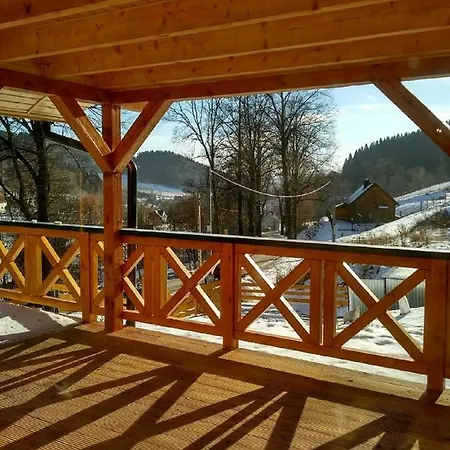 Pod Zielonym Dachem Holiday home *