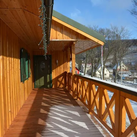 Pod Zielonym Dachem Prázdninový dům Kamienna Gora