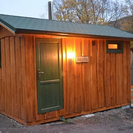 Pod Zielonym Dachem Prázdninový dům Kamienna Gora