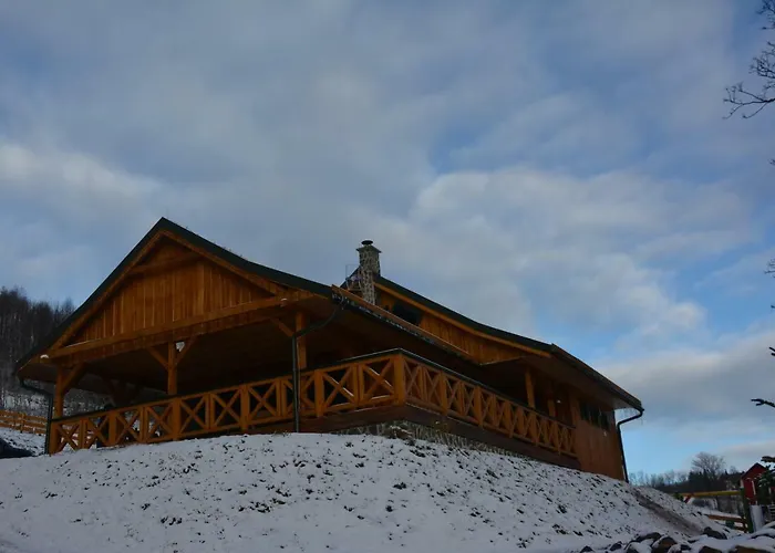 Pod Zielonym Dachem * カミェンナ・グラ