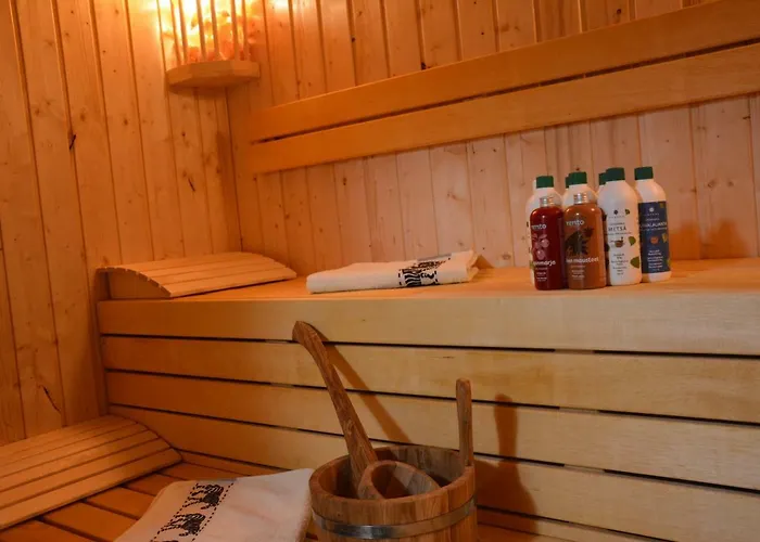 Pod Zielonym Dachem *